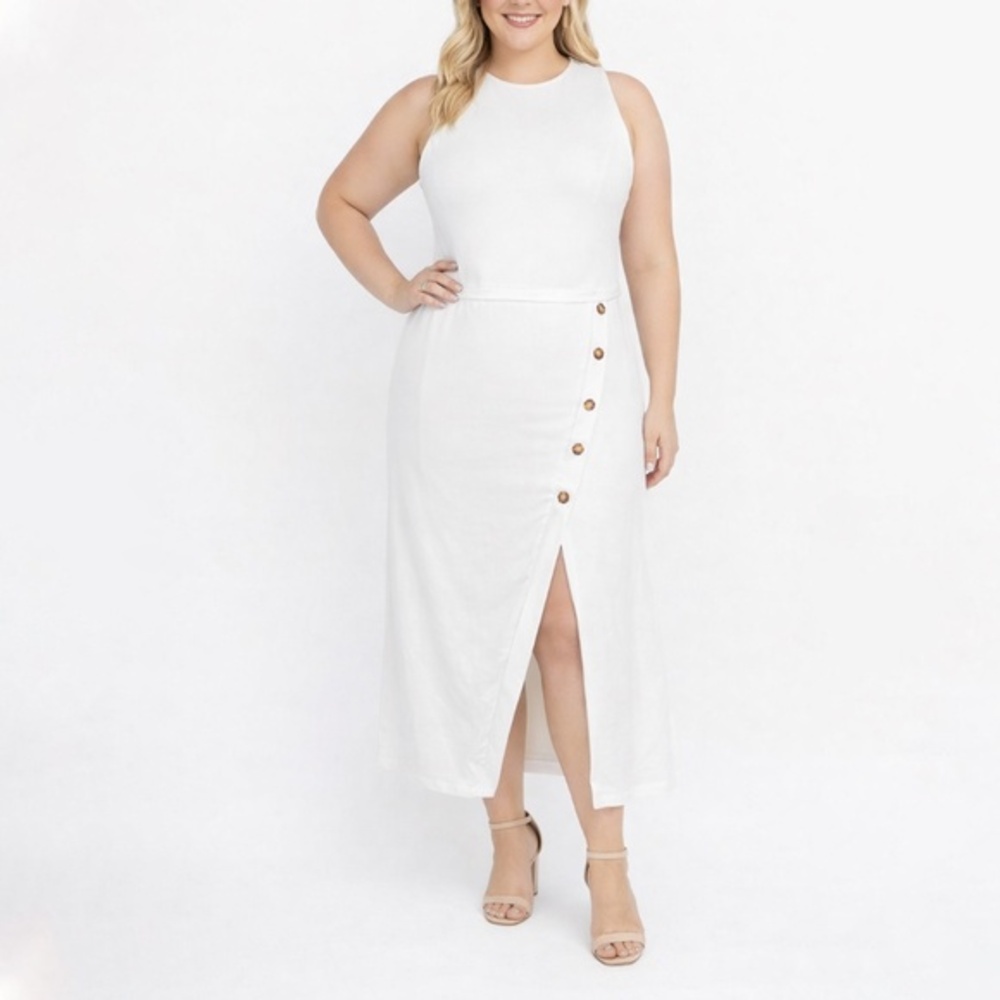 Black Halo - Sleeveless Button-Detail Sheath Dress